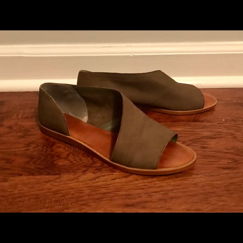 1. State Celvin d’Orsay Leather Open Toe Flats